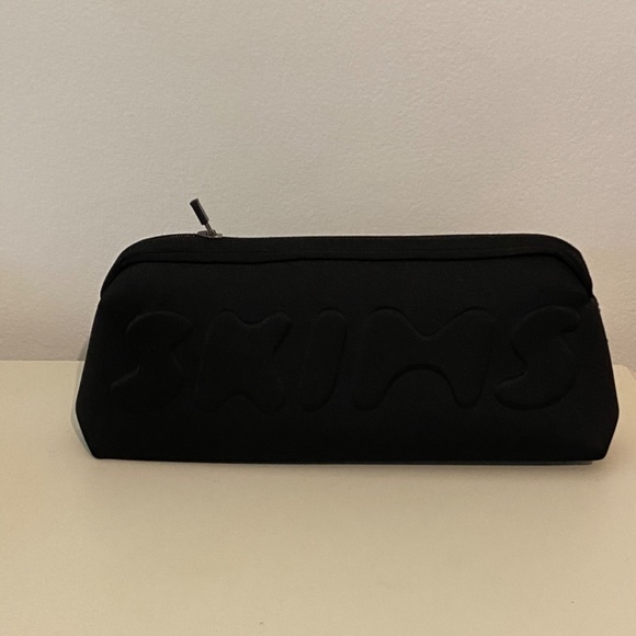 SKIMS Waist Trainer - Picture 2 of 7